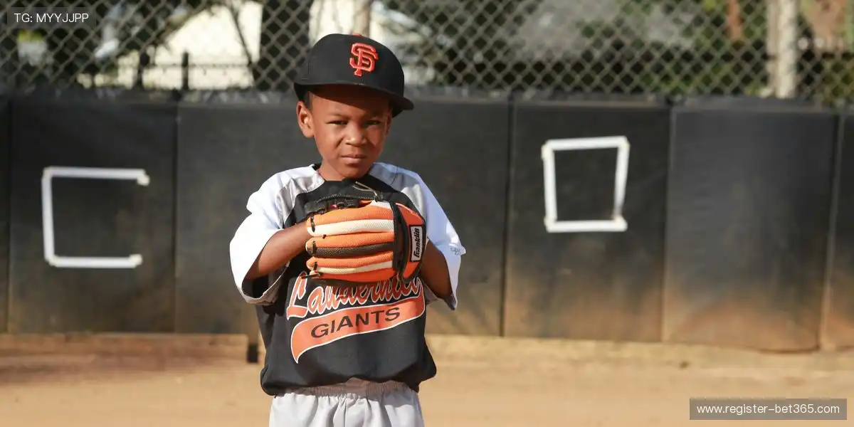 库尔图瓦因,肌肉困扰,恐连续三场,皇冠体育app下载,皇冠体育官网,澳门皇冠体育,bet皇冠体育在线