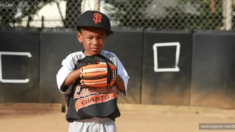 库尔图瓦因肌肉困扰，恐连续三场赛事均无法登场